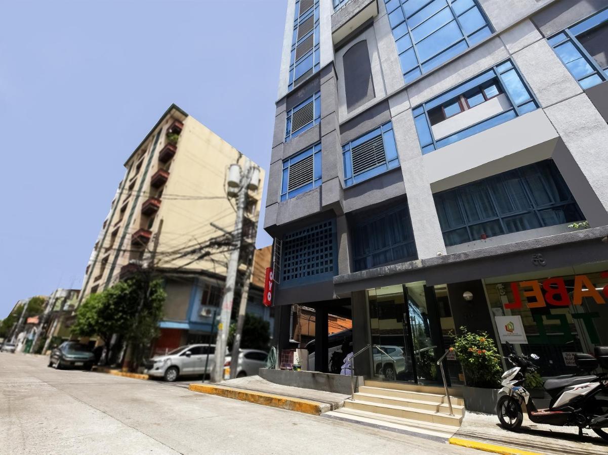 Vaccinated Staff - Oyo 837 Kysabel Hotel Paco 外观 照片