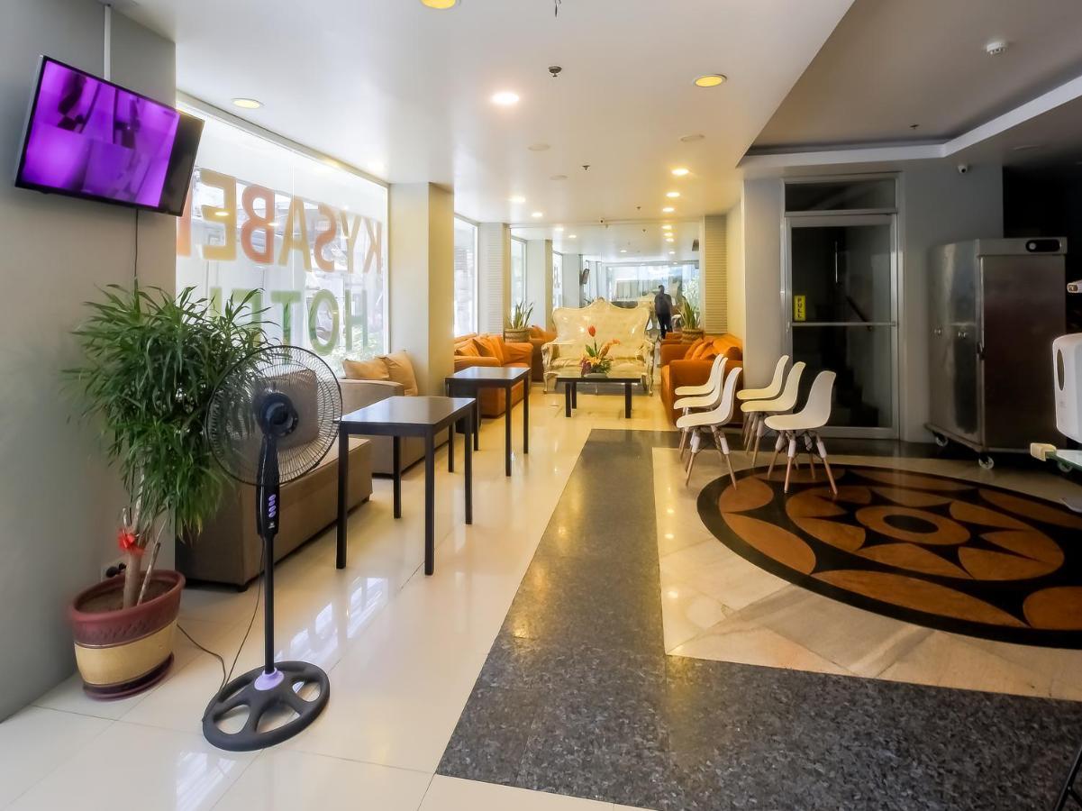 Vaccinated Staff - Oyo 837 Kysabel Hotel Paco 外观 照片
